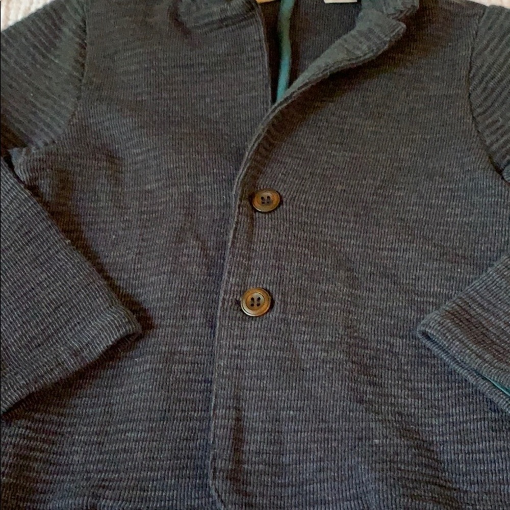 Blazer - Picture 2 of 3
